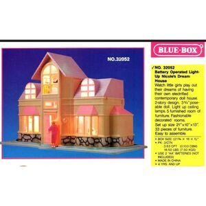 Light-Up Nicole's Dream House vintage toy house  with light up fixtures Christma